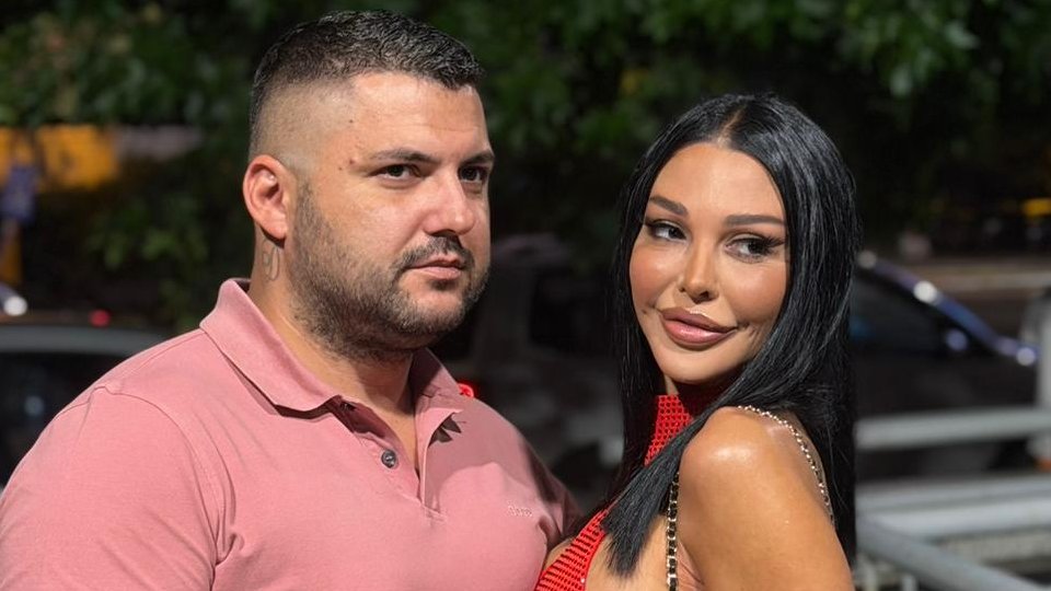 MAJA I ASMIN ČUVAJU SVOJU INTIMU: Par podelio snimke sa zajedničkog putovanja, ali destinaciju nisu otkrili (FOTO) – Maja Marinković i Asmin Durdžić