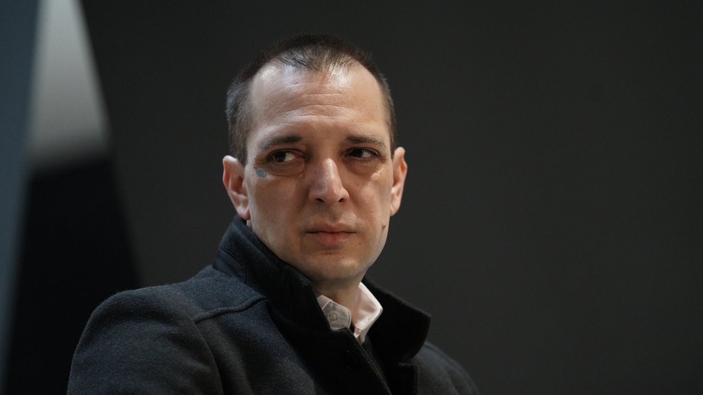 NEPOZNATE OKOLNOSTI INCIDENTA: Zoran Marjanović primljen u bolnicu sa povredama po glavi i telu (FOTO) – napad u Beogradu