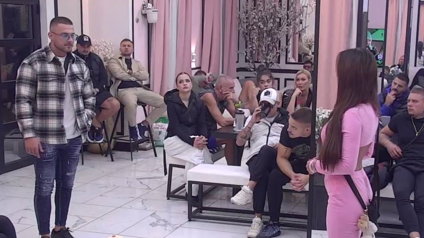 SANJA U SUZAMA PRED MARKOVIM OPTUŽBAMA: Otkrila zbog čega veruje da on želi da je prikaže u lošem svetlu (VIDEO) – napad u rijalitiju