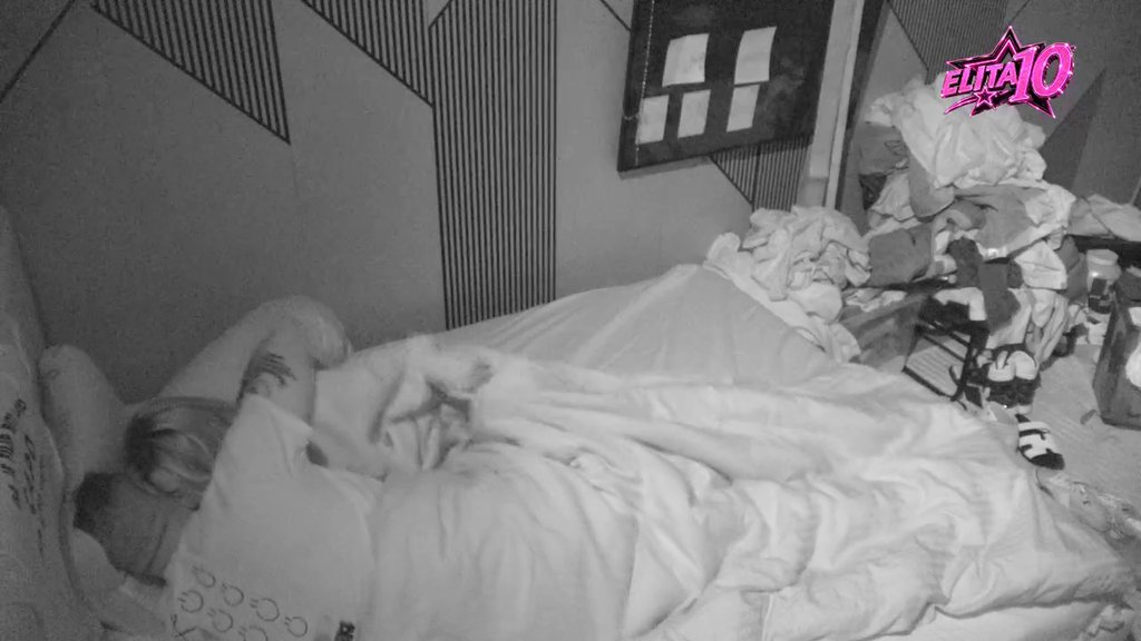 EMOCIJE SU OPET U PRVOM PLANU: Aneli i Filip Car razgovarali i zagrlili se pred kamerama (VIDEO) – Elita Aneli i Filip Car