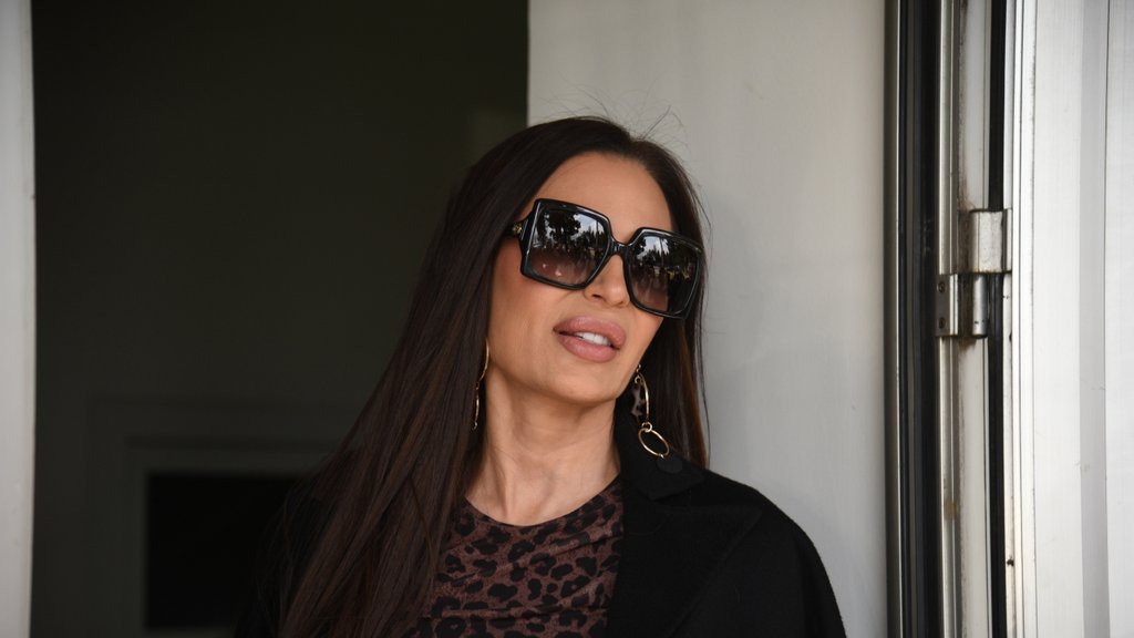 MRTVA SAM BOLESNA, ALI NASTUP NIJE OTPAO: Ceca Ražnatović održala koncert u Berlinu pod terapijom, otkrila kroz kakav pakao prolazi (FOTO) – Berlin koncert Ceca Ražnatović