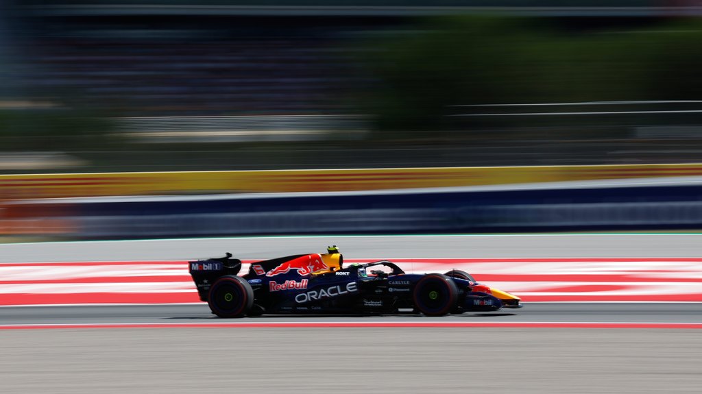 Nevreme odložilo start trke Formule 1 za Veliku nagradu Bahreina u Maleziji – nevreme na stazi Sepang