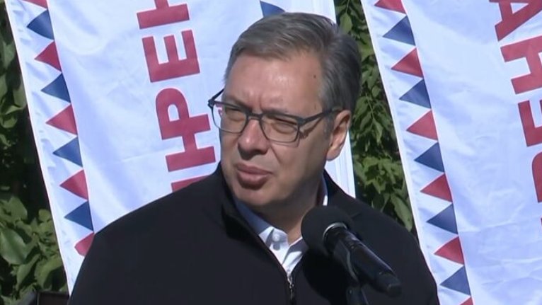 Aleksandar Vučić najavio uvođenje reda na fakultete i u škole – red na fakultete i u škole
