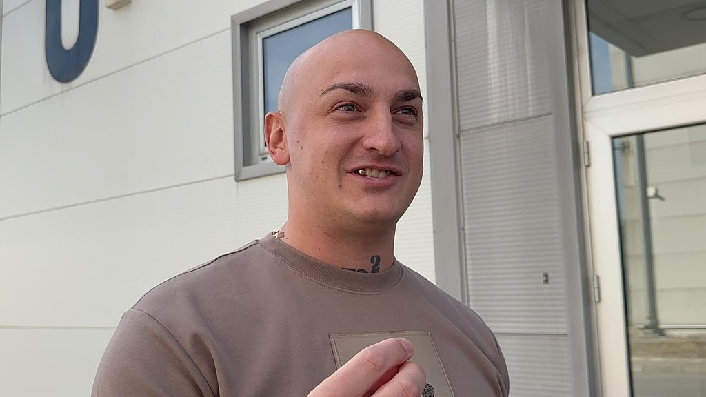 SVI KORISTE NJEGOV LIK NA DRUŠTVENIM MREŽAMA: Dragomir Despić Desingerica otkrio kako se nosi sa zloupotrebom svog identiteta (VIDEO) – zloupotreba identiteta na društvenim mrežama