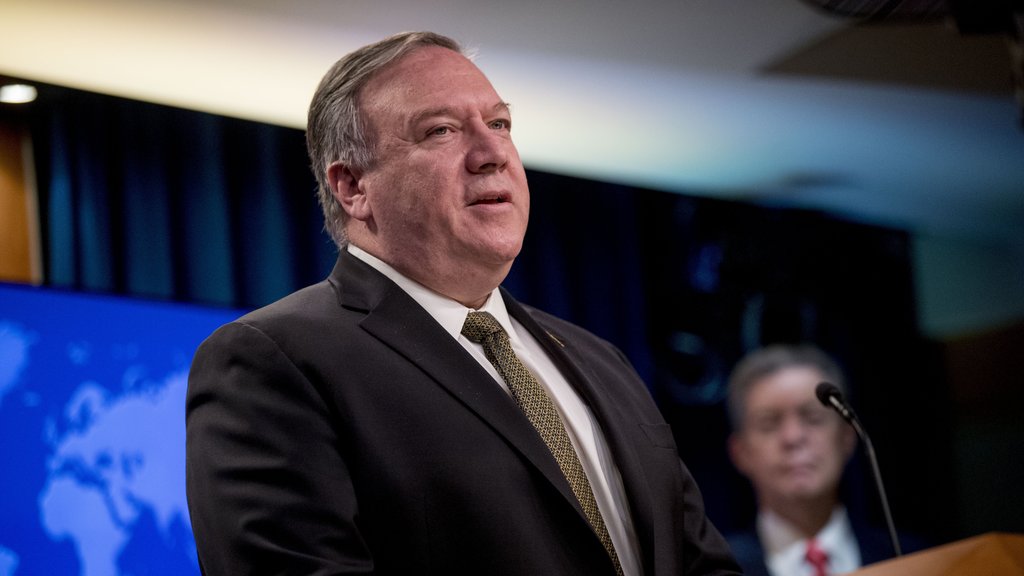 Majk Pompeo upozorava Zapad: Epidemija kuge u Rusiji otvara nova bezbednosna pitanja