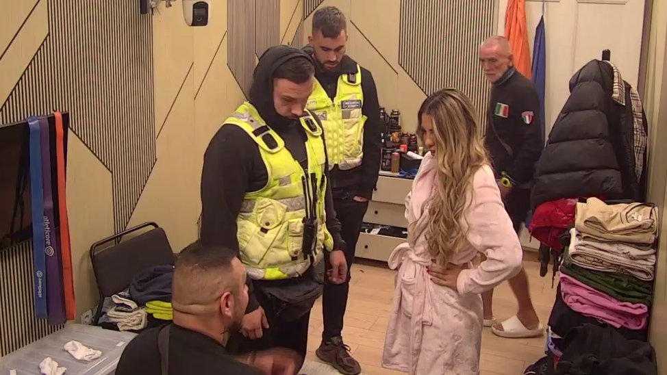 NAPETA SITUACIJA U REHABILITACIJI: Aneli i Filip Car u žestokoj svađi, obezbeđenje moralo da reaguje (VIDEO) – žestoka rasprava u rehabilitaciji