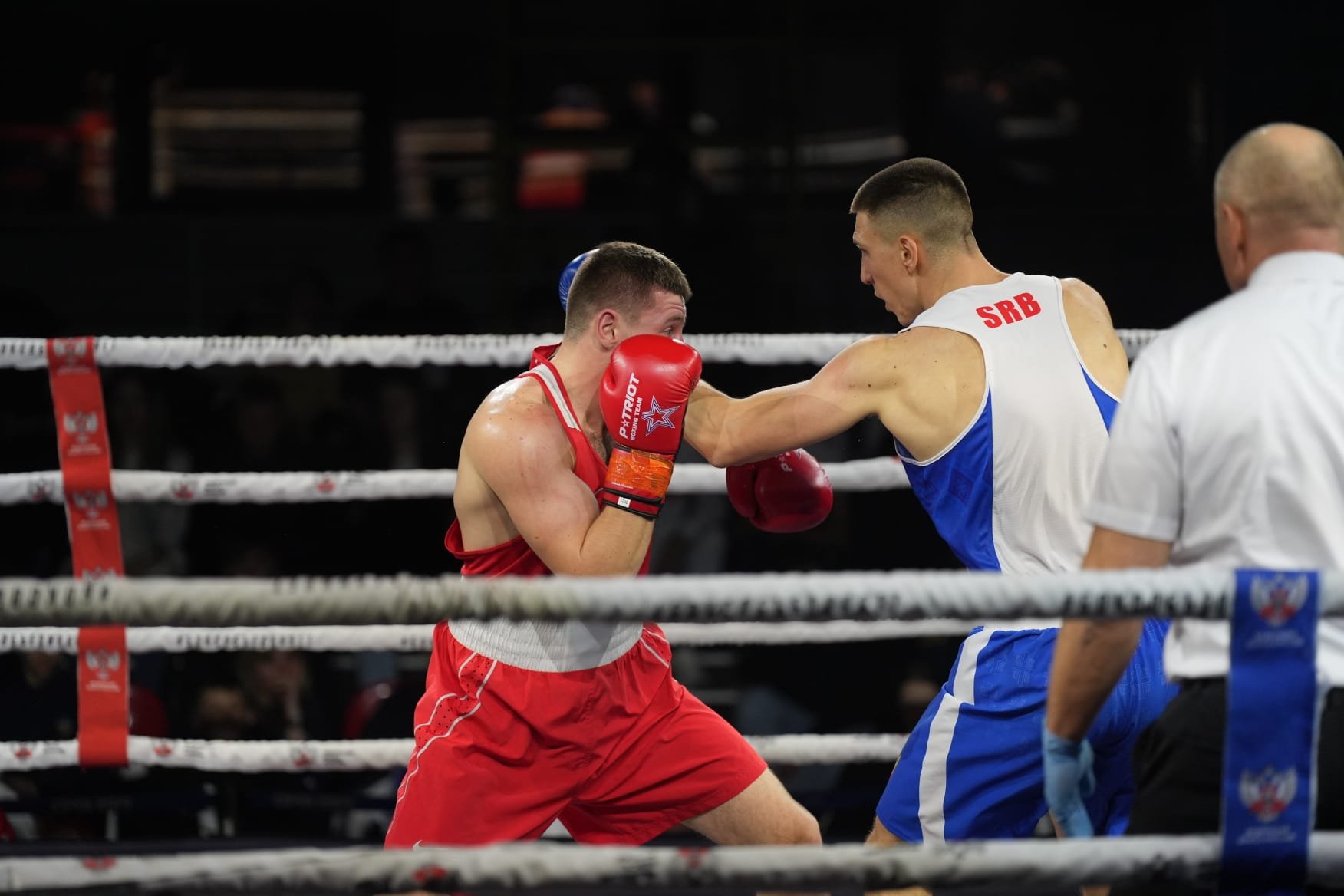 Srbija savladala Rusiju 2:1: Masovna tuča u finišu prijateljske utakmice u Staroj Pazovi – napad u Staroj Pazovi