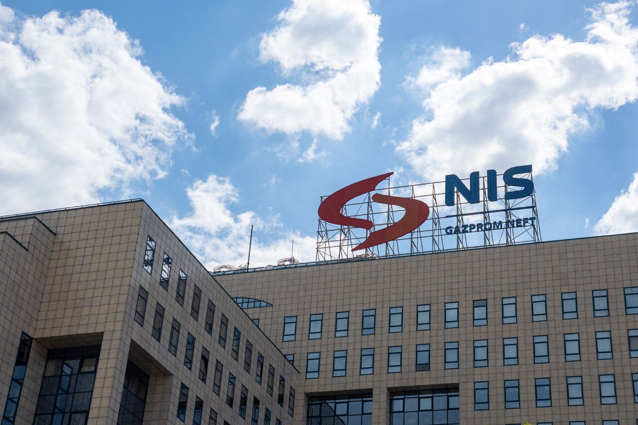NIS, Gazprom, NEFT, Naftna industrija Srbije, zgrada, logo