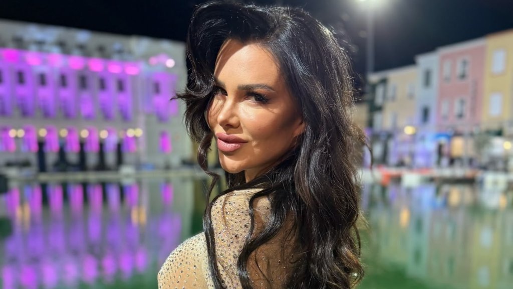 IZAZVALA PRAVE REAKCIJE NA MREŽAMA: Stanija Dobrojević podelila fotografiju iz lifta poznatog hotela u Majamiju (FOTO) – Stanija Dobrojević fotografija