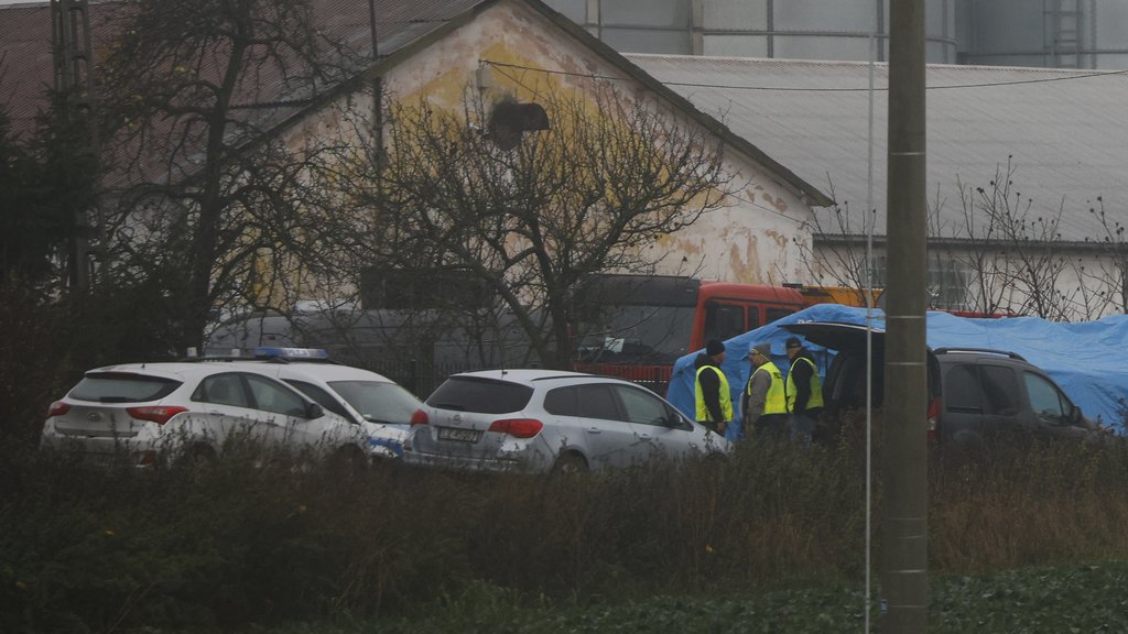 Napad nožem u školi u Ostroleki: Sedmoro povređeno, među njima i nastavnica