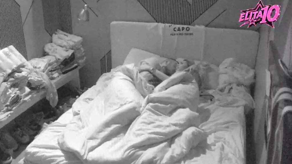 POSLE BURNE NOĆI U RIJALITIJU: Aneli i Car ponovo zajedno nakon žestoke rasprave (VIDEO) – napad u rijalitiju
