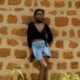 Denim midi suknje poznate kompanije su najtraženiji jesenji modni komad – denim midi suknja