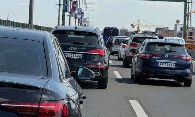 Fokus na putu: Zbog korišćenja telefona tokom vožnje kazne do 10.000 dinara
