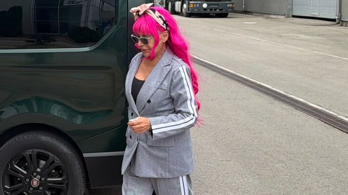 ZORICA BRUNCLIK STIGLA MEĐU PRVIMA NA SNIMANJE: Pevačica otkrila detalje o zdravstvenom stanju i planovima (FOTO) – Zorica Brunclik Pinkove zvezde