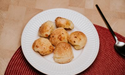 Brze pita-rolnice sa sirom kao idealan doručak za žene u pokretu