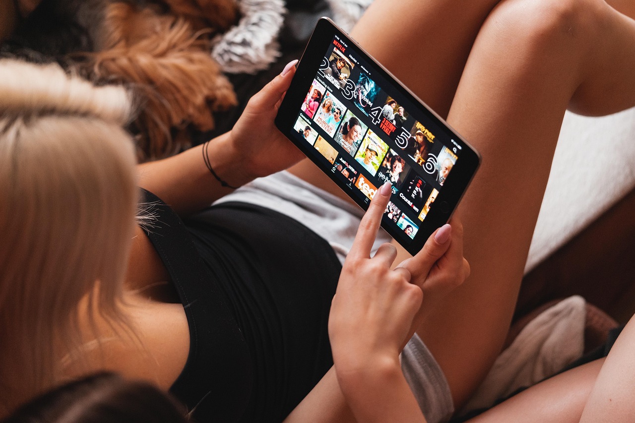 Netflix objavio trejler za mini-seriju o propasti kripto berze FTX i Samu Bankmanu-Friedu (VIDEO) – napad na reputaciju FTX-a