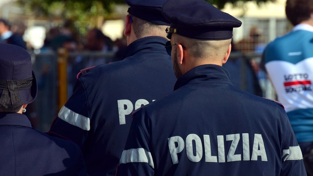 Pljačka vinarije u Firenci: Lopovi odneli 30.000 boca vina vrednih pet miliona evra – krađa vinarije u Firenci