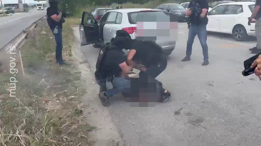 Policija na Zvezdari zaplenila 10 kilograma amfetamina: Hapšenje na ulici – zaplena amfetamina u Beogradu