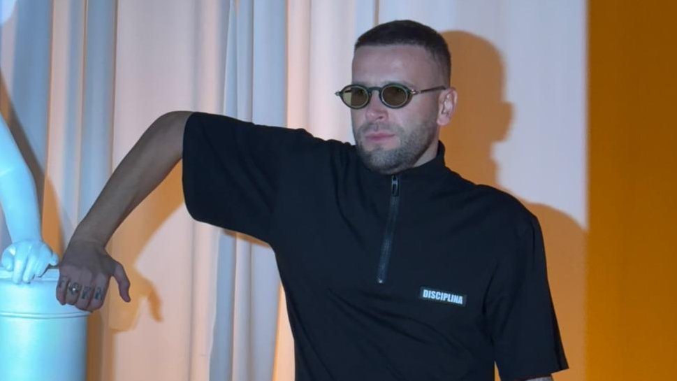 VLADA IZ MAGLA BENDA OTVORIO TEŠKU STRANU ŽIVOTA: Prvi put iskreno o razvodu i borbi sa alkoholom – razvod Vladana Savića