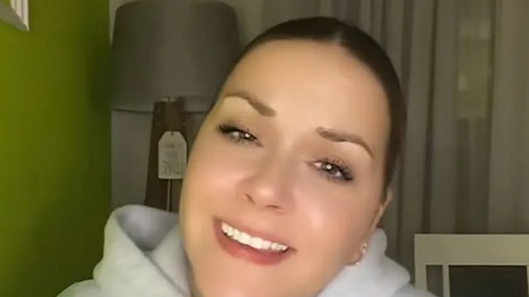KAKO JE SILVIJA NEDELJKOVIĆ PROMENILA ŽIVOT ZBOG MAJČINSTVA: Pevačica otvoreno o borbi za blizance i važnosti životnih navika (FOTO) – vantelesna oplodnja