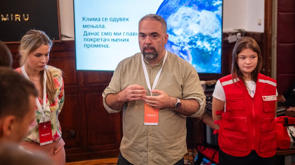 Korak ka sigurnijem Beogradu: Mladi učili kako znanje o klimatskim promenama može da sačuva živote – klimatske promene u Beogradu