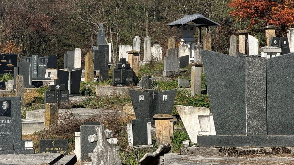 Miholjske zadušnice: Običaji i verovanja koje mnogi danas ispunjavaju – Miholjske zadušnice običaji