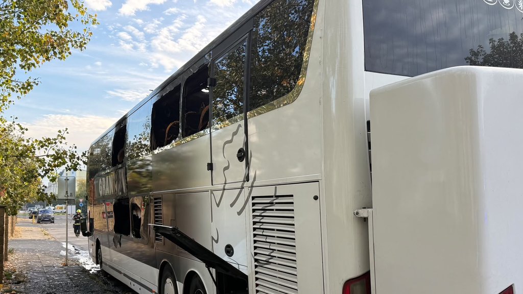 Autobus Famosa sleteo sa puta: Saobraćajna nezgoda prekinula utakmicu u Drugoj ligi BiH