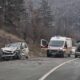 Teška nesreća na putu Novi Sad–Zrenjanin: Automobil potpuno uništen
