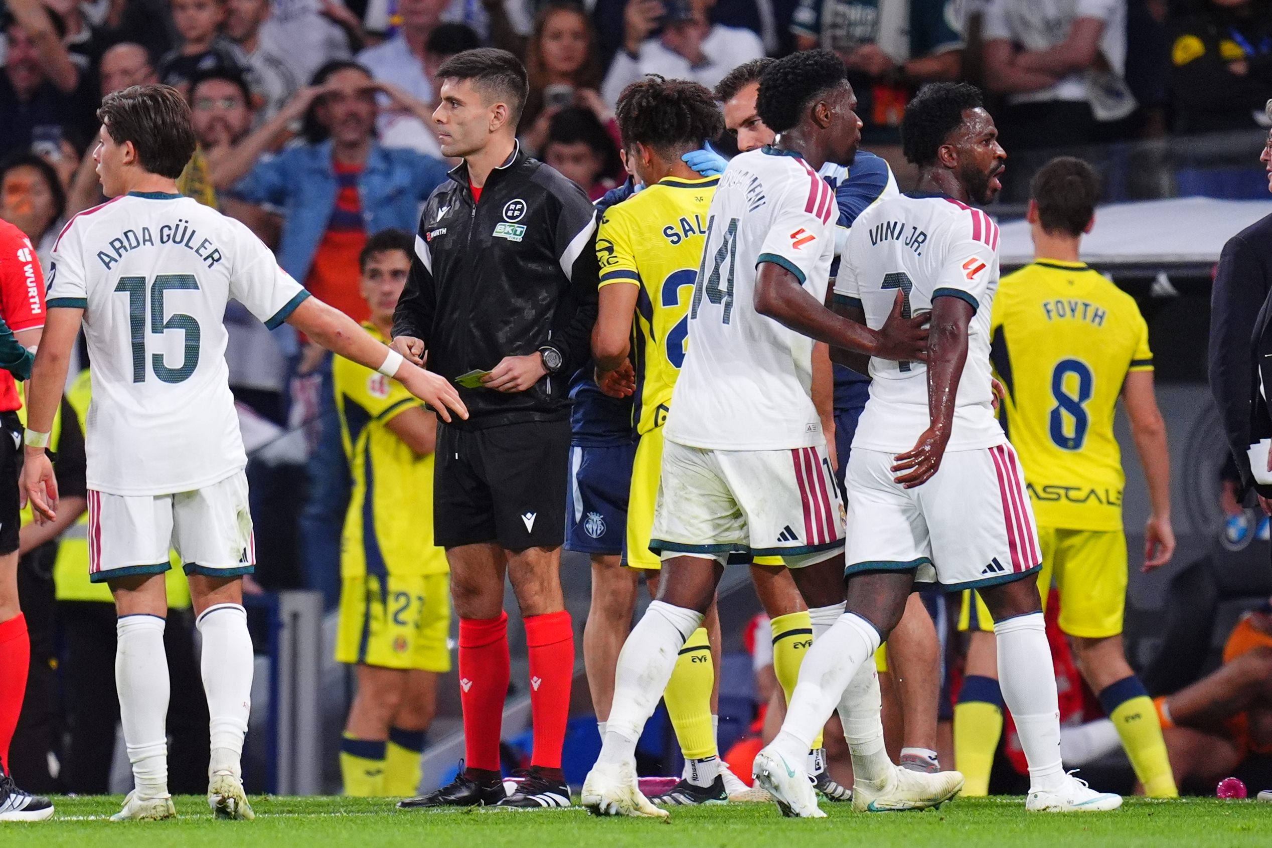 Vinicius Junior isključen zbog agresivnog poteza: Detalji izveštaja sudije sa meča Real Madrida i Viljareala – Vinicius Junior Real Madrid Viljareal