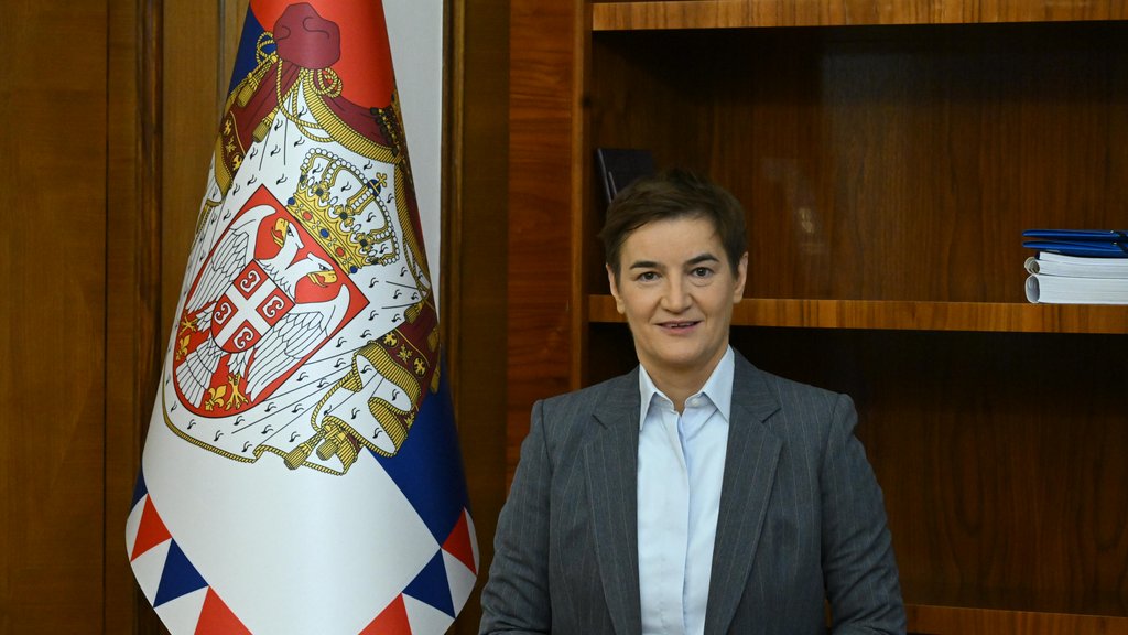 Ana Brnabić demantovala navode o zloupotrebi javnih resursa u vezi sa Vučićem – zloupotreba javnih resursa