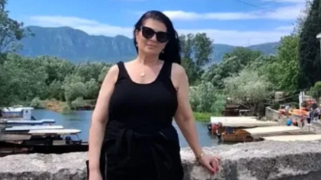 DETINJSTVO SANJE MALETIĆ U TUZLI: Pevačica otkrila zašto u njenom porodičnom domu niko ne živi (FOTO)