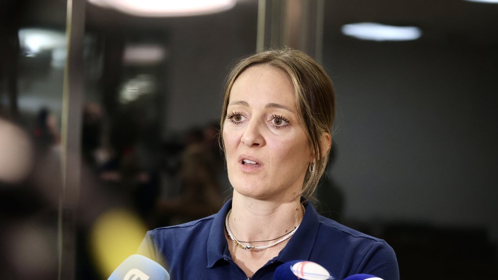 KAKO JE MAJA OGNJENOVIĆ PRIVUKLA PAŽNJU POSLE RASKIDA: Objavama na Instagramu pokazala kako uživa sa prijateljicama (FOTO) – Maja Ognjenović Instagram