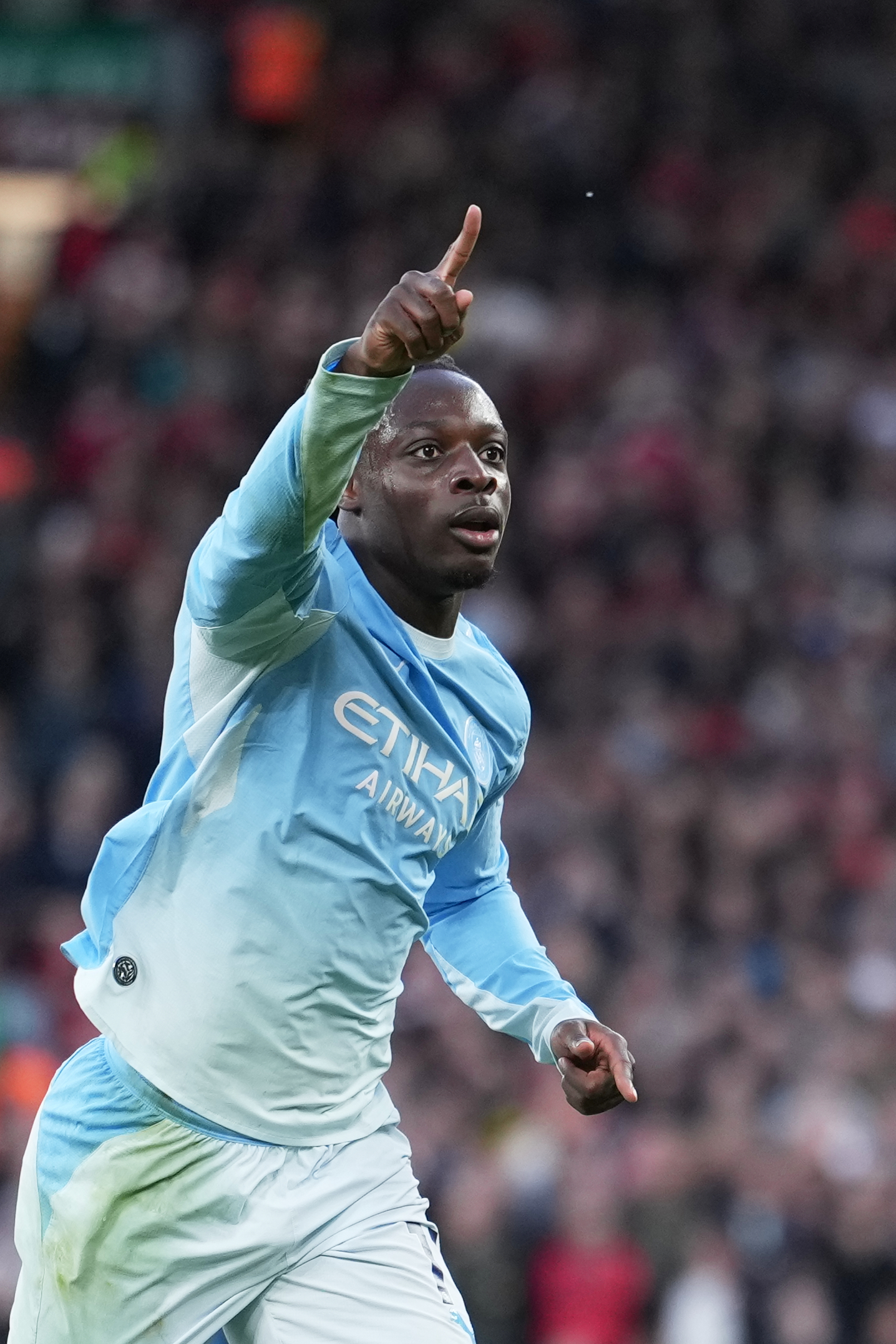 Manchester City nadigrao Liverpool 3:0 na Anfieldu: Navijači podeljeni zbog finansijske afere