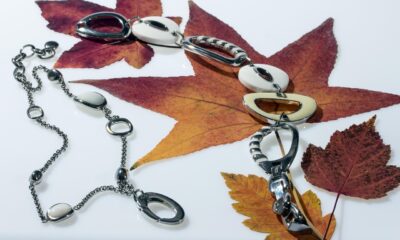 Sedam dodataka koji podižu jesenji stil na viši nivo – jesenji stajling moda