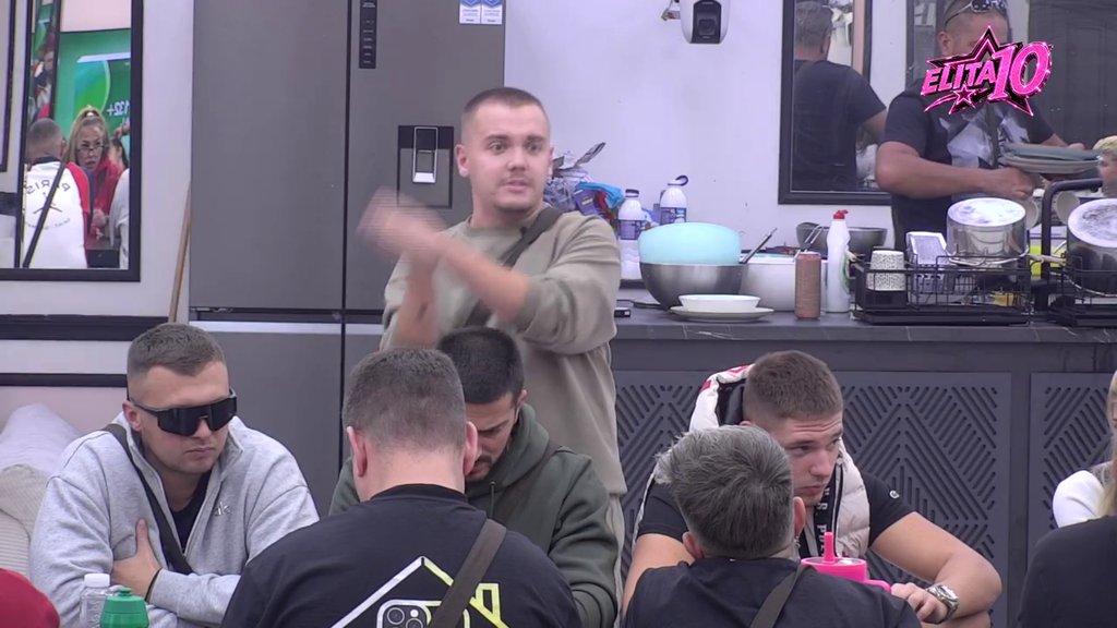 ŽESTOKI SUKOB NA ANKETI U ELITI: Danilo Dača Virijević izneo optužbe na račun Aneli Ahmić, a otkrio i detalje razgovora (VIDEO) – sukobi na anketi u Eliti