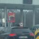 AMSS upozorava na maglu i proklizavanje: Kamioni na Batrovcima čekaju satima – magla i proklizavanje