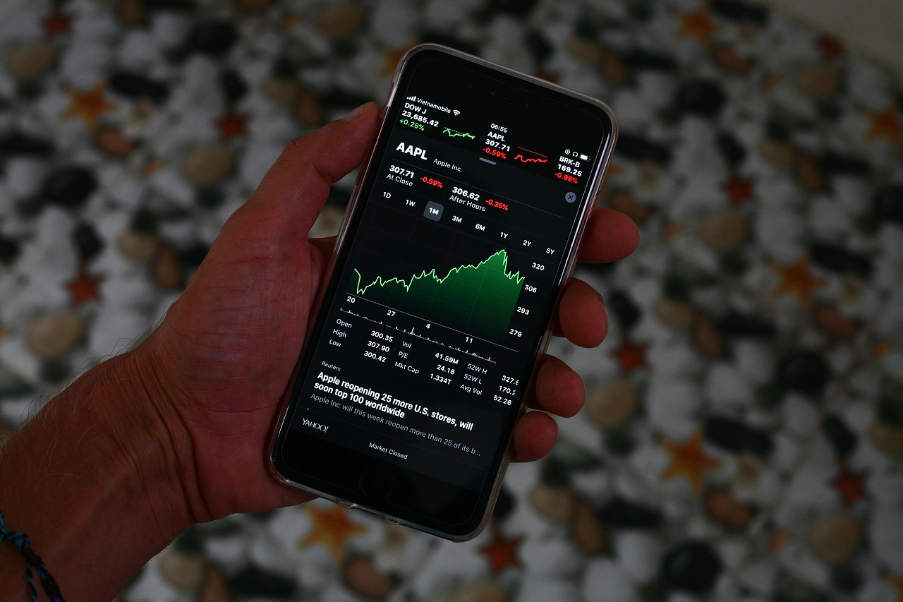 Apple povećao udeo na tržištu iPhone-a uprkos padu isporuka telefona – rast tržišnog udela iPhone-a