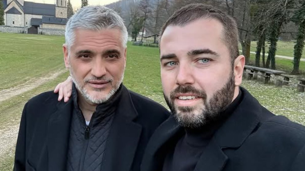 PRIJATELJSTVO NA ISPITU U URGENTNOM: Aleksandar Aca Kos doživeo povredu tetive, Čedomir Jovanović mu pružio podršku (FOTO) – povreda tetive