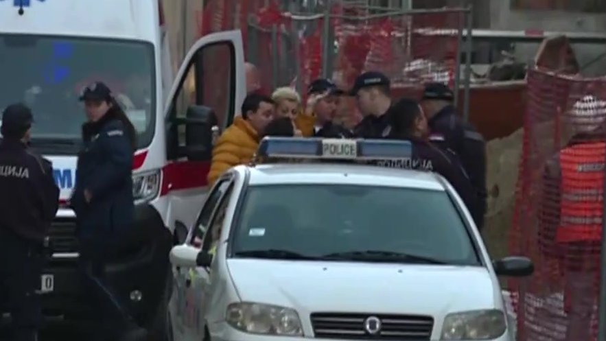 Dvojica radnika teško povređena na gradilištu u Beogradu: Pala kašika bagera – nesreća na gradilištu u Beogradu