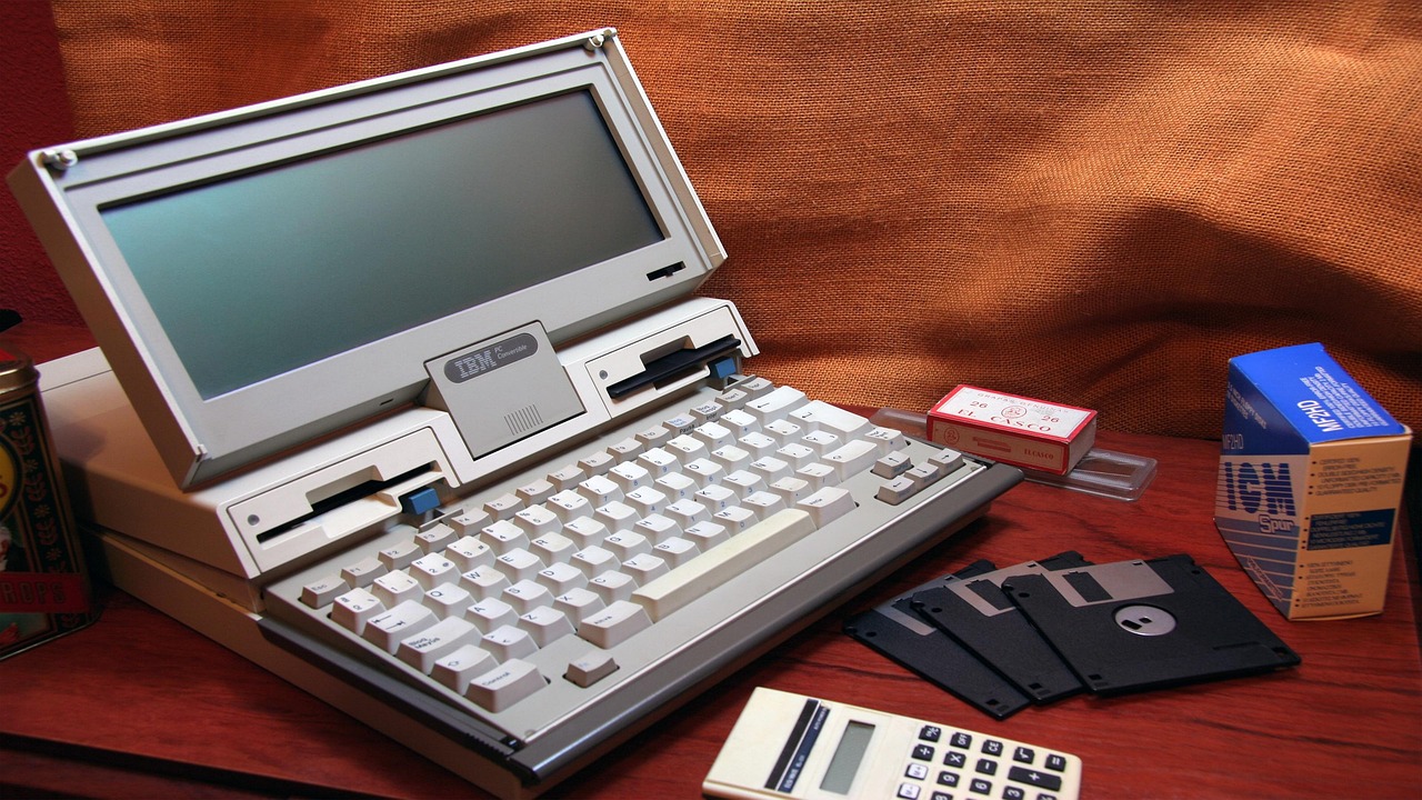 Apple I računar sa potpisom Woznijaka prodat za rekordnih 1,15 miliona dolara