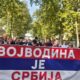 Mladi iz Bačke Palanke peške krenuli za Novi Sad na skup Srpske napredne stranke