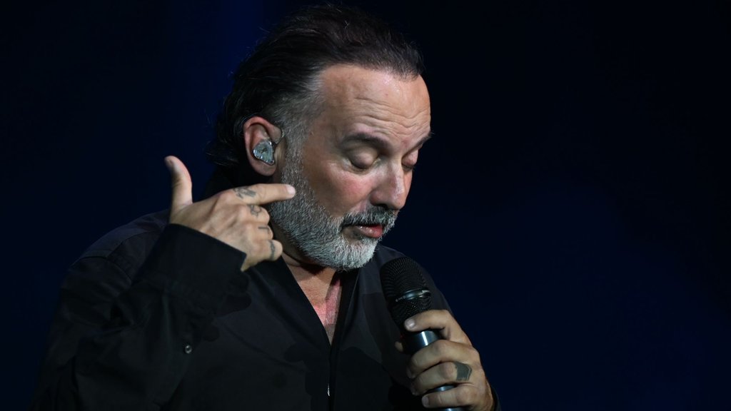 PRIČA KOJU PAMTE GENERACIJE: Mirko Cetinski, legendarni pevač i otac Tonija Cetinskog, preminuo posle duge bolesti (VIDEO)