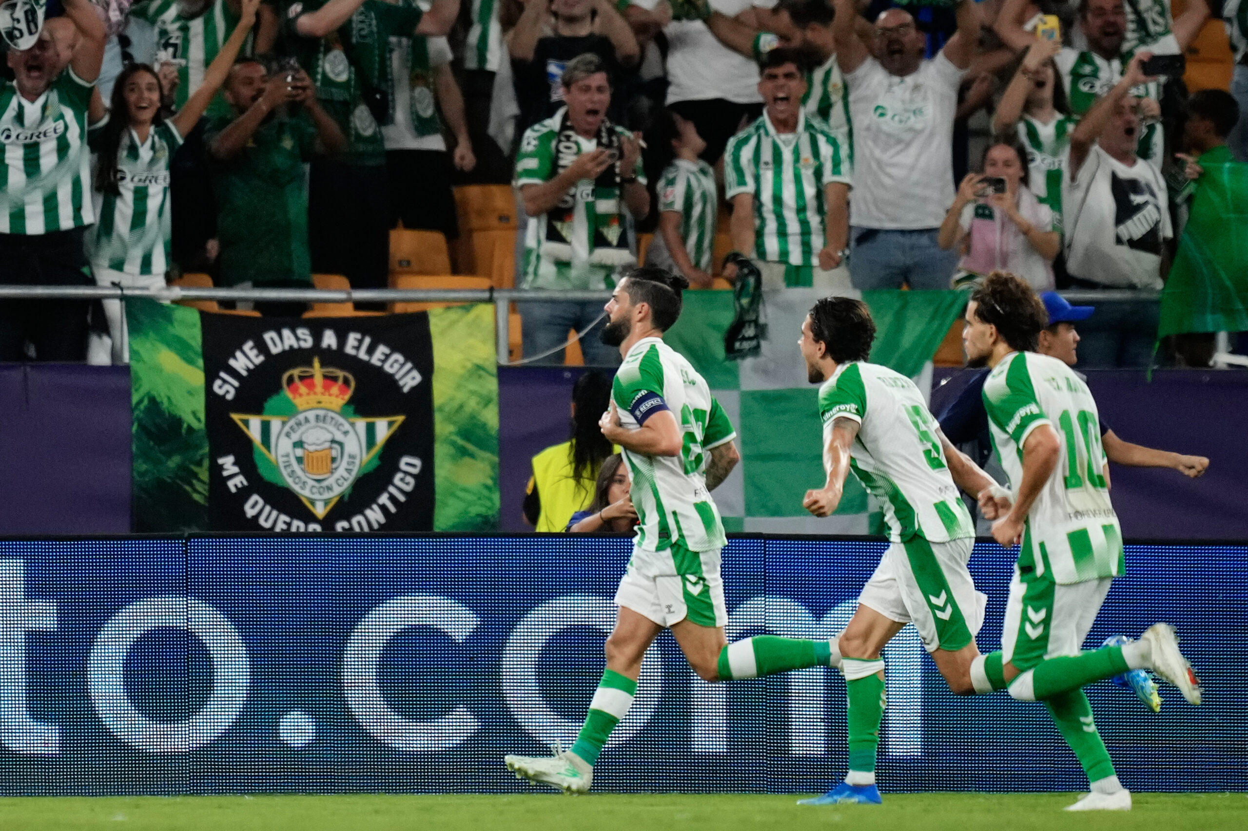 Betis bez promena pred Barselonu: Pellegrini računa na istih 24 igrača