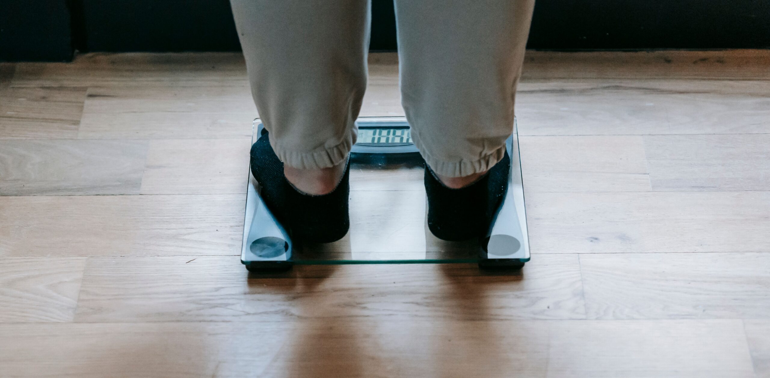 Devet razloga zbog kojih dobijate kilograme iako jedete malo – devet razloga za gojenje i kada jedete malo