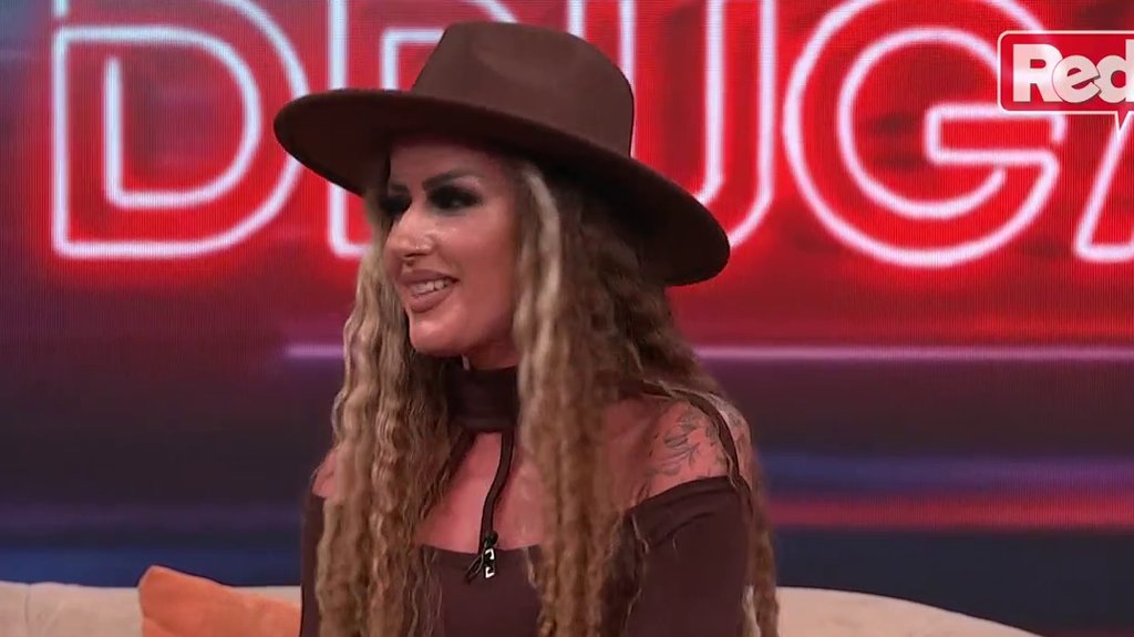 KOMENTARI KOJI SU PODELILI PUBLIKU: Atina Ferari otvoreno o Aneli Ahmić, iznela svoje mišljenje o ponašanju u Beloj kući (VIDEO) – Atina Ferari o Aneli Ahmić