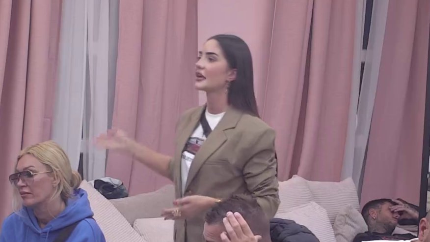 NAPETA RASPRAVA U BELOJ KUĆI: Anđela Đuričić stala u odbranu Gastoza, Filip Car uzvratio oštrim rečima (VIDEO) – napad u Beloj kući