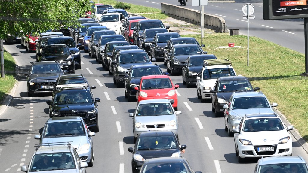 Pravilo o zimskoj opremi za vozače: Šta se menja od 1. novembra i koliko mogu biti kazne