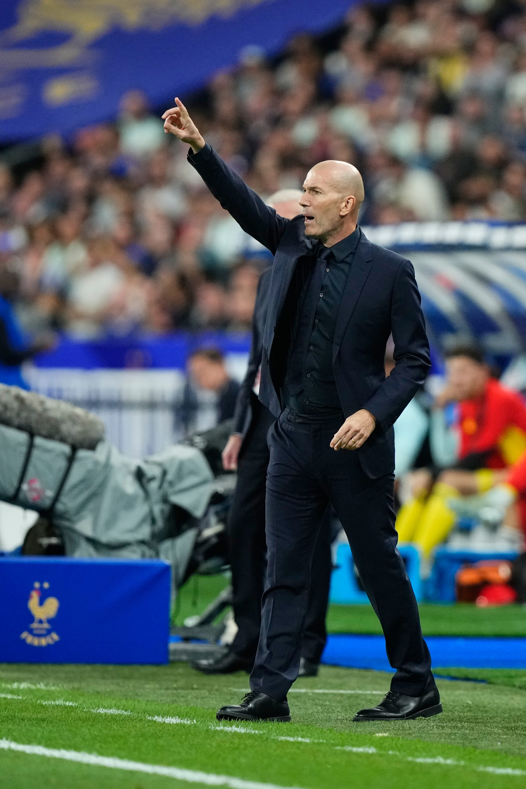 Zinedine Zidane pred teškim izborom: Duel braće na terenu, srce podeljeno