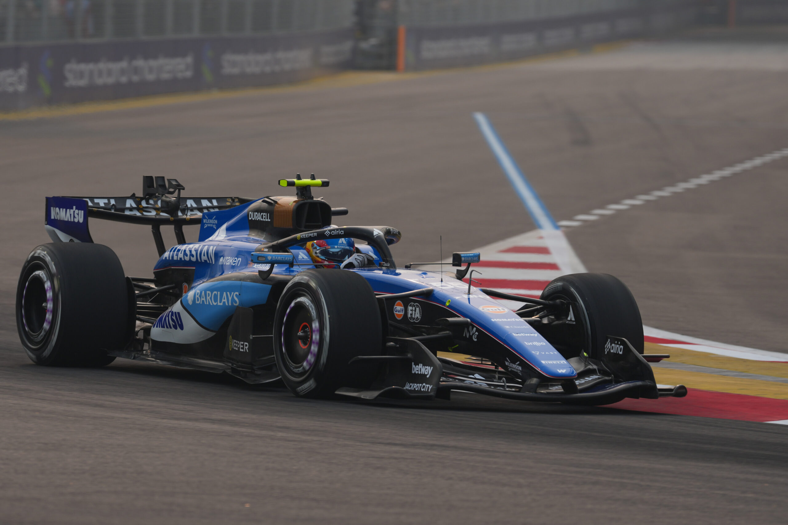 Carlos Sainz i Williams predstavljaju novi bolid F-50 za sezonu 2027