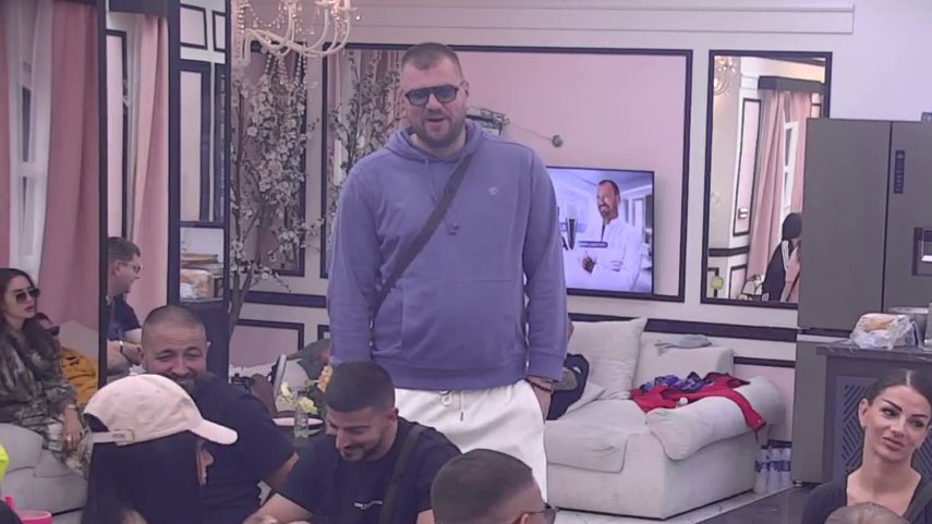 JANJUŠ OTVORENO O SVOJIM RAZOČARANJIMA: Priznao Sandri i Mateji šta zaista misli o njihovom odnosu (VIDEO) – Janjuš o Sandri i Mateji